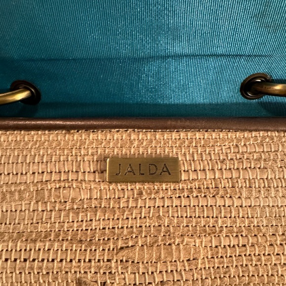 Gorgeous JALDA Clutch - Picture 3 of 4